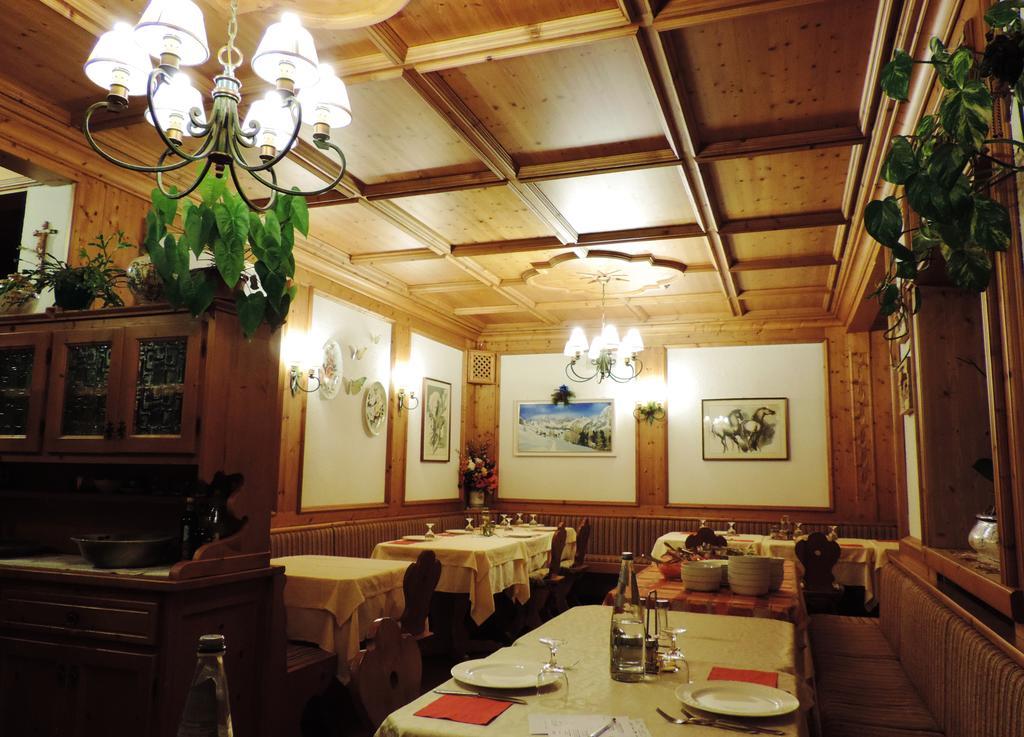 Albergo Ombrettola Falcade Exterior photo