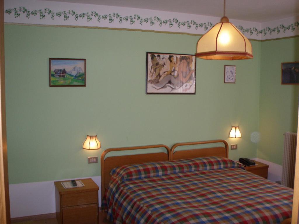 Albergo Ombrettola Falcade Room photo